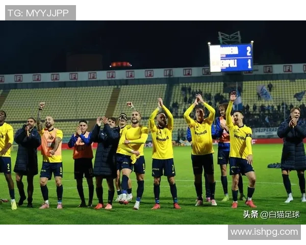 次级联赛的生存现状与梦想之间的巨大鸿沟探讨 次级联赛的生存现状与梦想之间的巨大鸿沟探讨